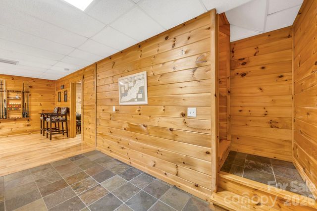 328 Nile Park Drive, Blowing Rock, NC 28605
