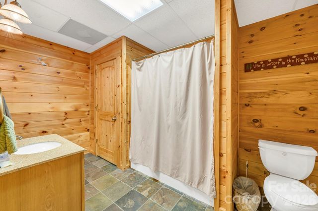 328 Nile Park Drive, Blowing Rock, NC 28605