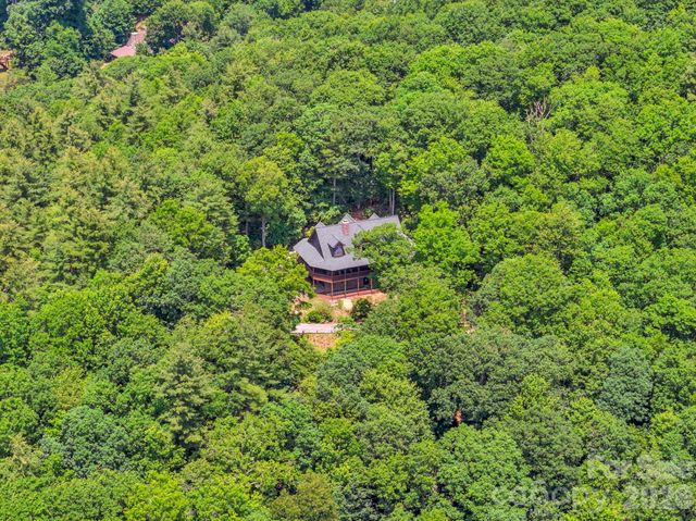 328 Nile Park Drive, Blowing Rock, NC 28605