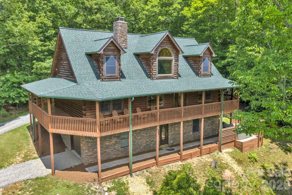 328 Nile Park Drive, Blowing Rock, NC 28605