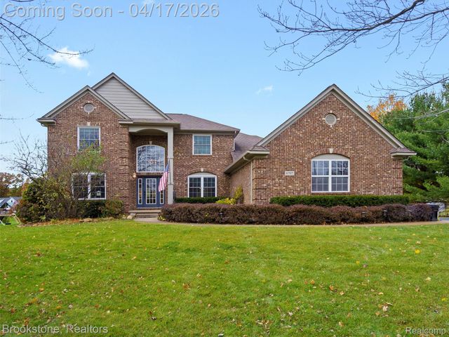 6707 Forest Pointe Boulevard, Springfield Charter Township, MI 48350