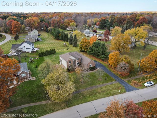 6707 Forest Pointe Boulevard, Springfield Charter Township, MI 48350