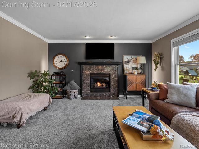 6707 Forest Pointe Boulevard, Springfield Charter Township, MI 48350