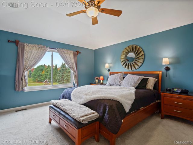 6707 Forest Pointe Boulevard, Springfield Charter Township, MI 48350
