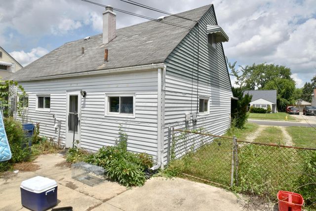 4027 Rickenbacker Avenue, Columbus, OH 43213