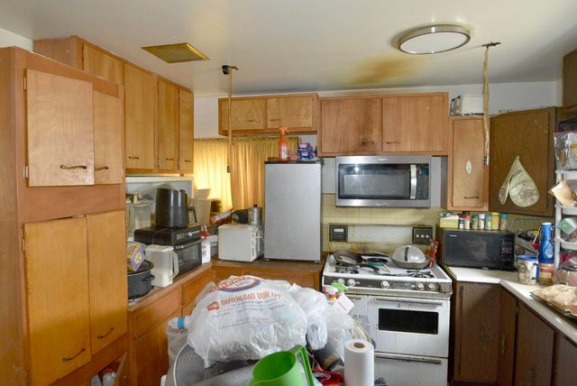 4027 Rickenbacker Avenue, Columbus, OH 43213
