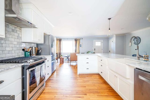 2411 Fair Lane, Decatur, GA 30032