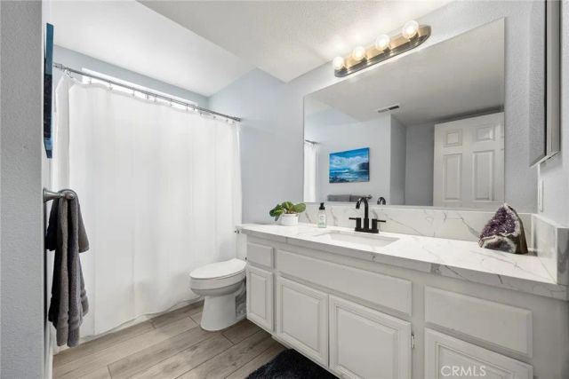 1718 Fairmont Dr, Corona, CA 92882