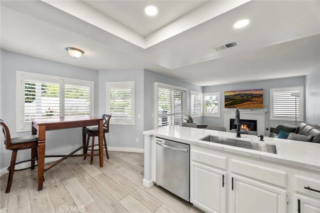 1718 Fairmont Dr, Corona, CA 92882
