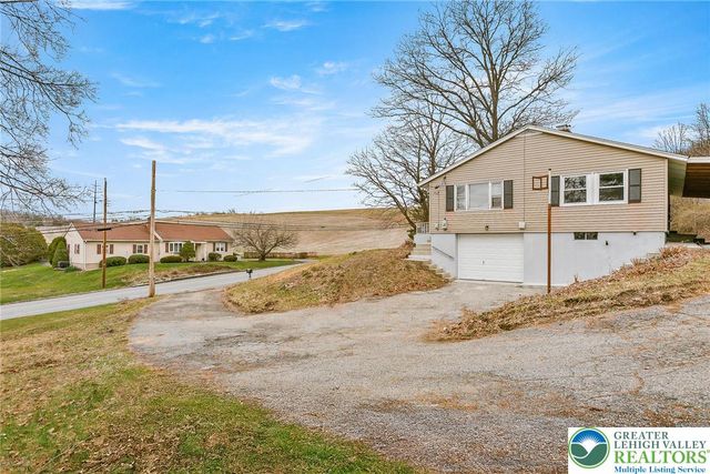 427 Walnut Drive, Lehigh Twp, PA 18067