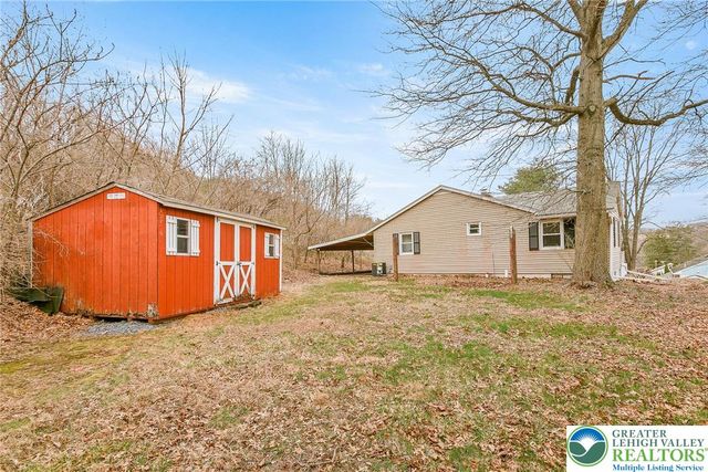 427 Walnut Drive, Lehigh Twp, PA 18067
