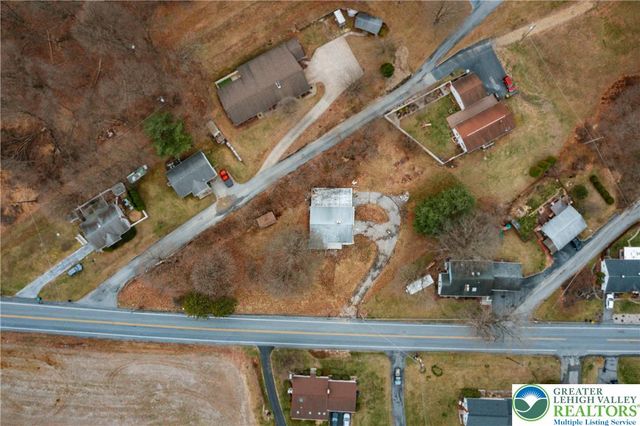 427 Walnut Drive, Lehigh Twp, PA 18067