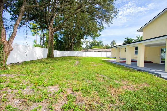 6708 GATEWAY DRIVE, Tampa, FL 33615