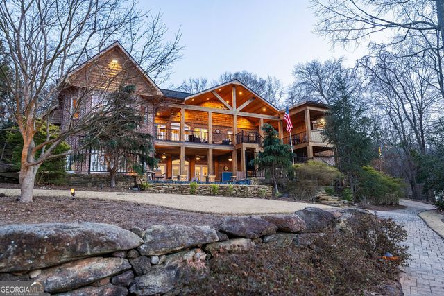 139 Lake Pines Circle, Jackson, GA 30233