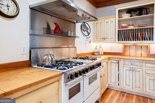 139 Lake Pines Circle, Jackson, GA 30233