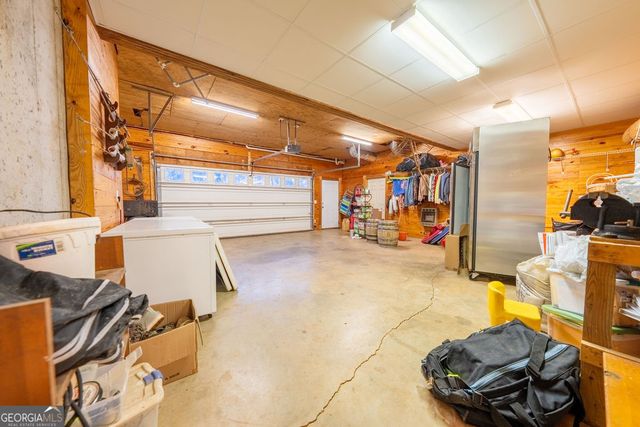 139 Lake Pines Circle, Jackson, GA 30233