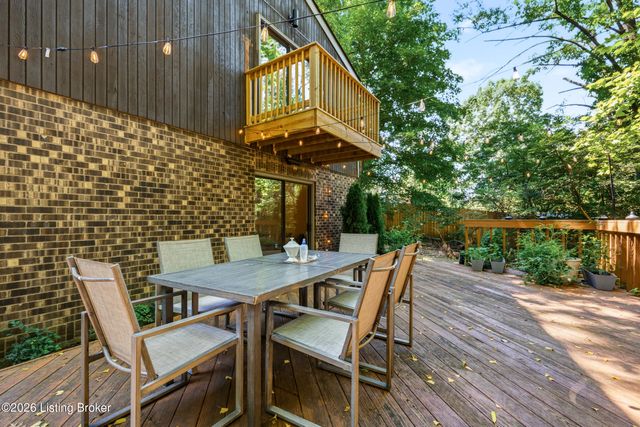 1513 Thackeray Dr, Louisville, KY 40205