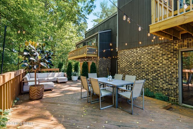 1513 Thackeray Dr, Louisville, KY 40205