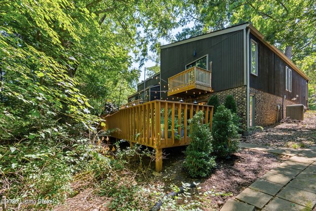 1513 Thackeray Dr, Louisville, KY 40205