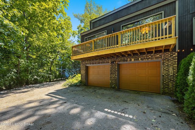1513 Thackeray Dr, Louisville, KY 40205