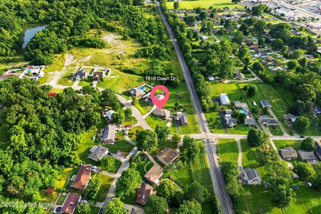 1618 Dawn Dr, Louisville, KY 40216