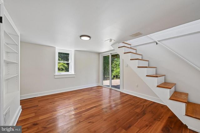 5702 FALLS RD, Baltimore, MD 21209