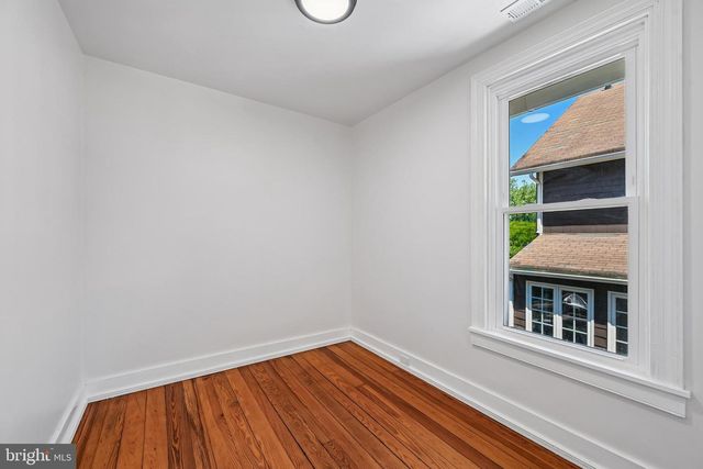 5702 FALLS RD, Baltimore, MD 21209