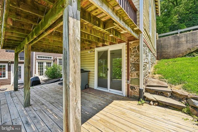 5702 FALLS RD, Baltimore, MD 21209