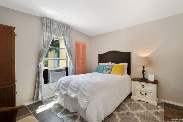 242 LONE STAR BLVD, San Antonio, TX 78204