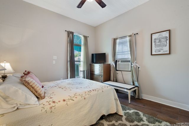 242 LONE STAR BLVD, San Antonio, TX 78204