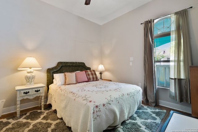 242 LONE STAR BLVD, San Antonio, TX 78204