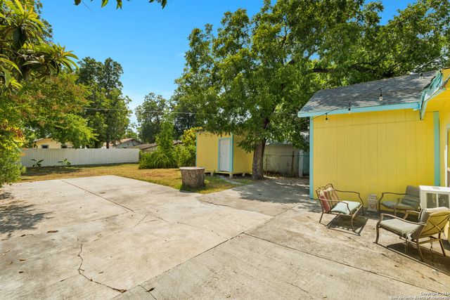 242 LONE STAR BLVD, San Antonio, TX 78204