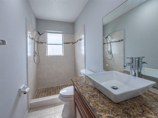 916 GILLESPIE STREET, Englewood, FL 34223