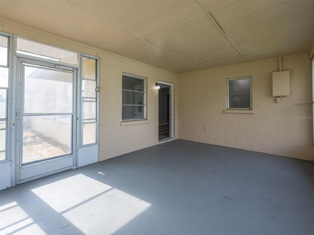916 GILLESPIE STREET, Englewood, FL 34223