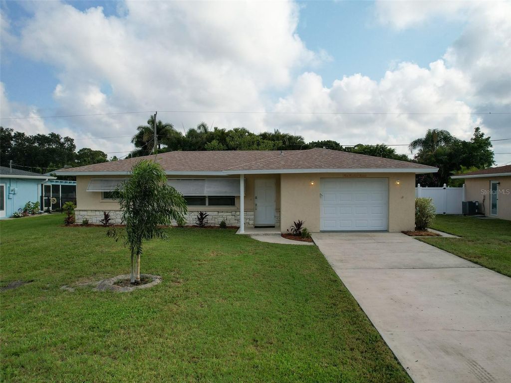 916 GILLESPIE STREET, Englewood, FL 34223