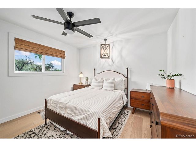 1649 Gillette Ct, Longmont, CO 80501