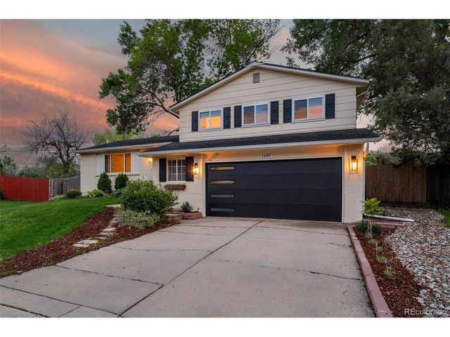 1649 Gillette Ct, Longmont, CO 80501