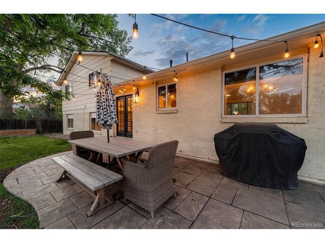 1649 Gillette Ct, Longmont, CO 80501