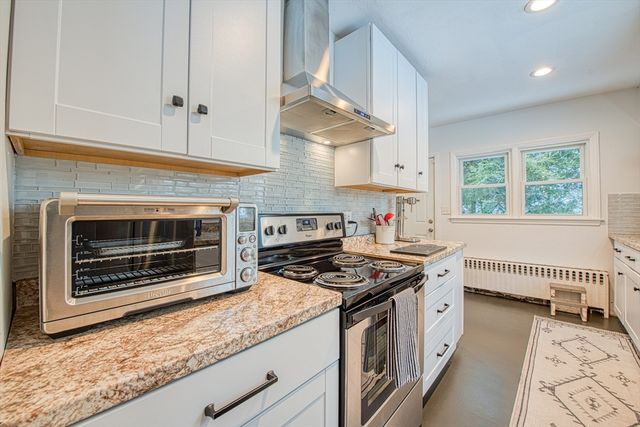 22 Ames Court, Sharon, MA 02067