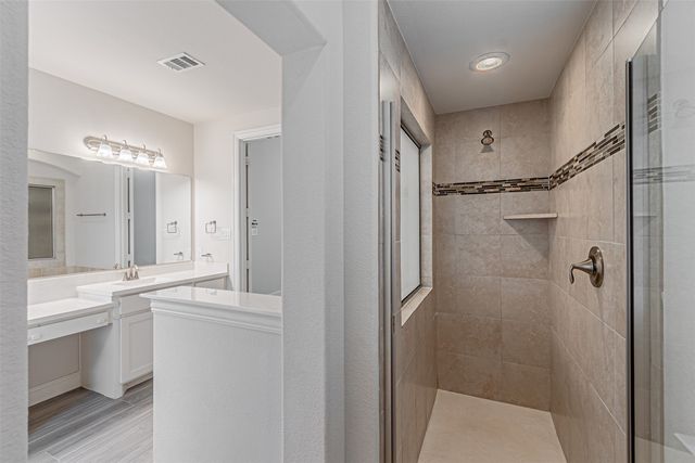 7232 Notre Dame Drive, Irving, TX 75063