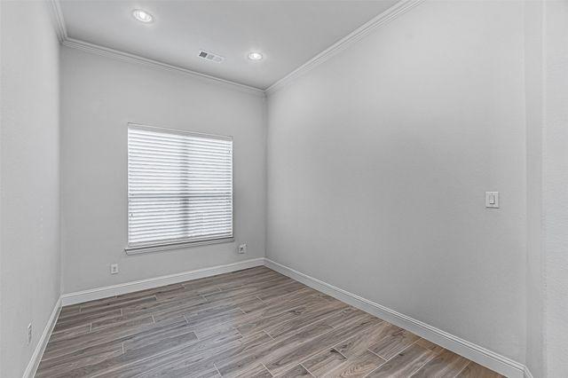 7232 Notre Dame Drive, Irving, TX 75063