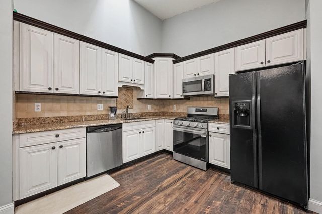 41325 Southwind Drive, Canton Twp, MI 48188