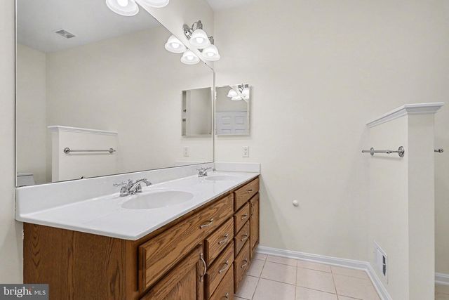 24 ST MICHAELS WAY, Hanover, PA 17331