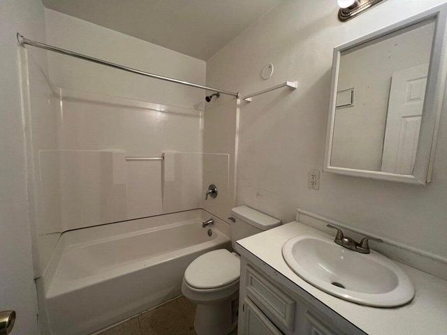 3930 Azalea Drive T, North Charleston, SC 29405