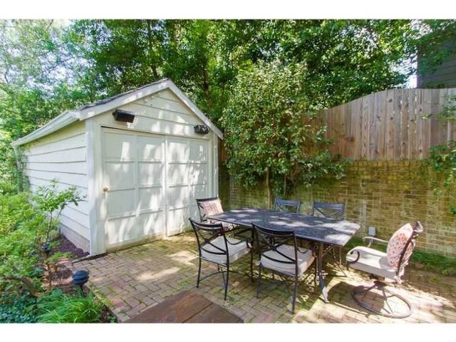 1916 Greystone NW Road, Atlanta, GA 30318