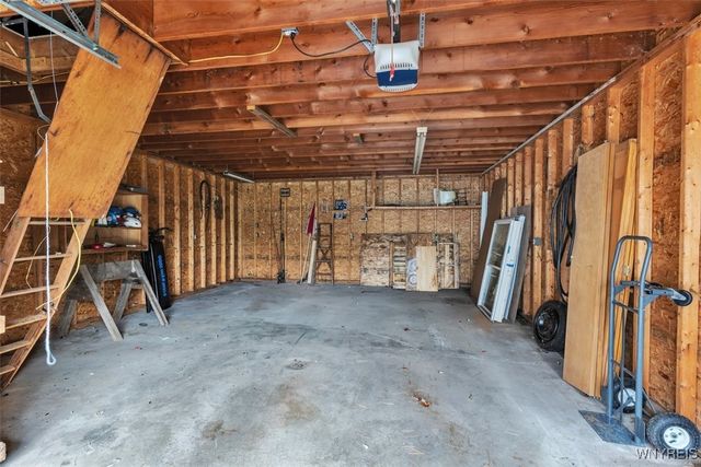 6410 Woodside Place, Niagara, NY 14304