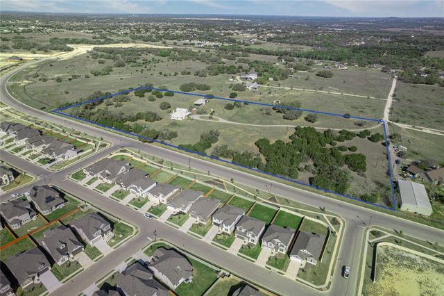 310 Craigen RD, Liberty Hill, TX 78642