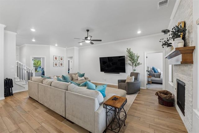 3405 Broadmoore Drive, Moore, OK 73160