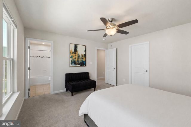 12428 SOUTHINGTON DR, Woodbridge, VA 22192