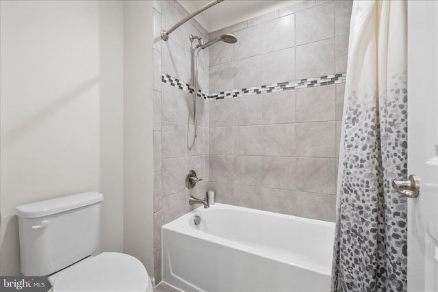 12428 SOUTHINGTON DR, Woodbridge, VA 22192